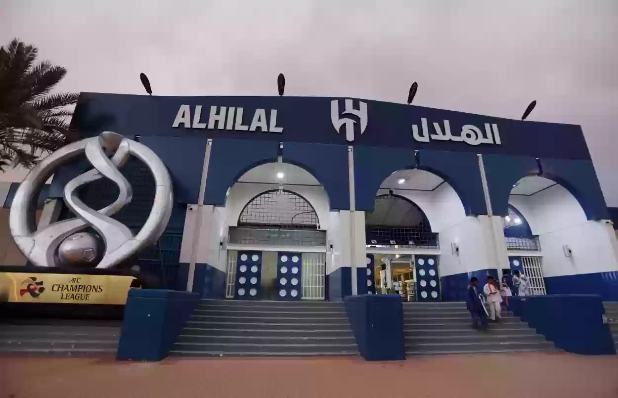 الهلال ما يفاوض إلا مهاجمين